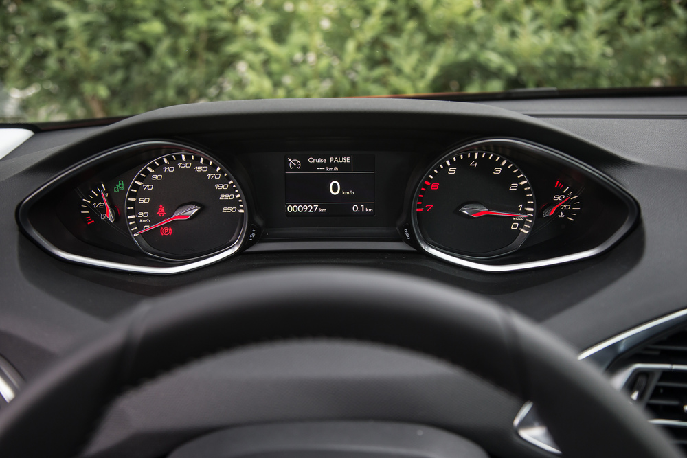 Peugeot 308 Neu - Kombiinstrument